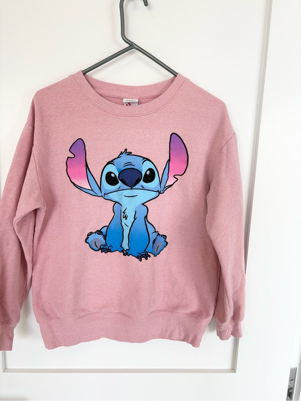 Disney Stitch Pink Graphic Crewneck Sweatshirt size M